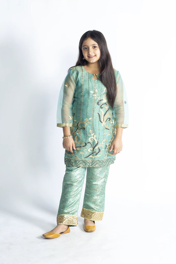 Kyda Kurta Shalwar