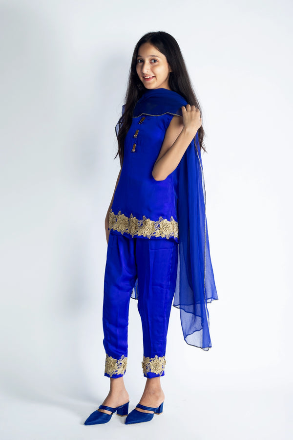 Nahiza Kurti Trouser